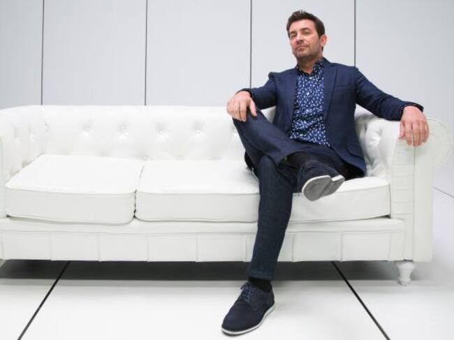 Arturo Valls, en el limbo, asistiendo a su funeral