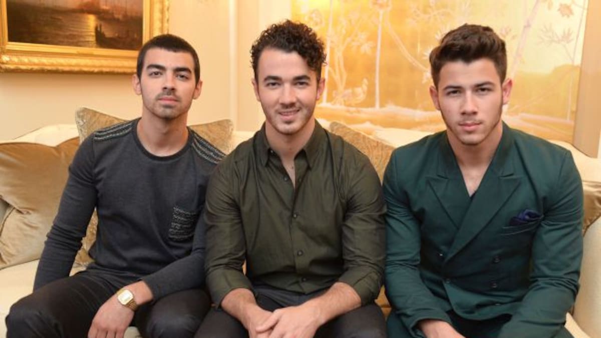 ¡Cada vez más cerca! James Corden estuvo con los Jonas Brothers y confirmaron su regreso