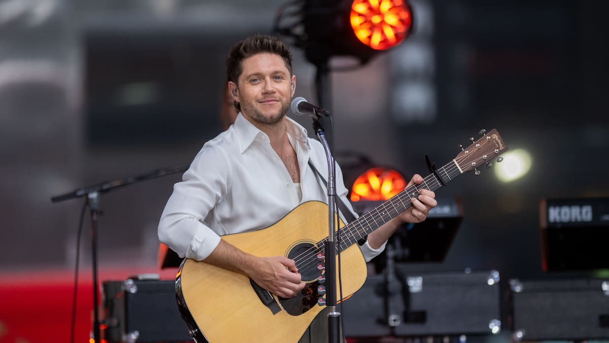 El emotivo homenaje de Niall Horan a Liam Payne en la canción 'End of an Era' durante el arranque de su gira: "Estoy llorando"