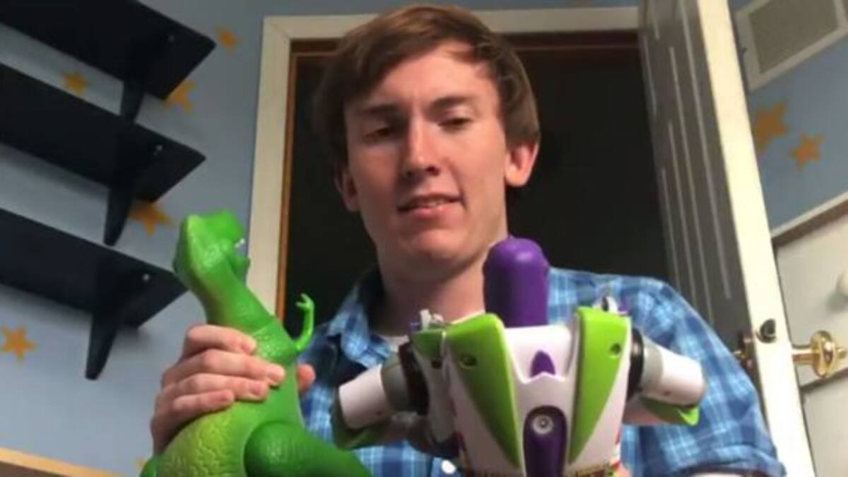 Así sería “Toy Story 3” con juguetes reales