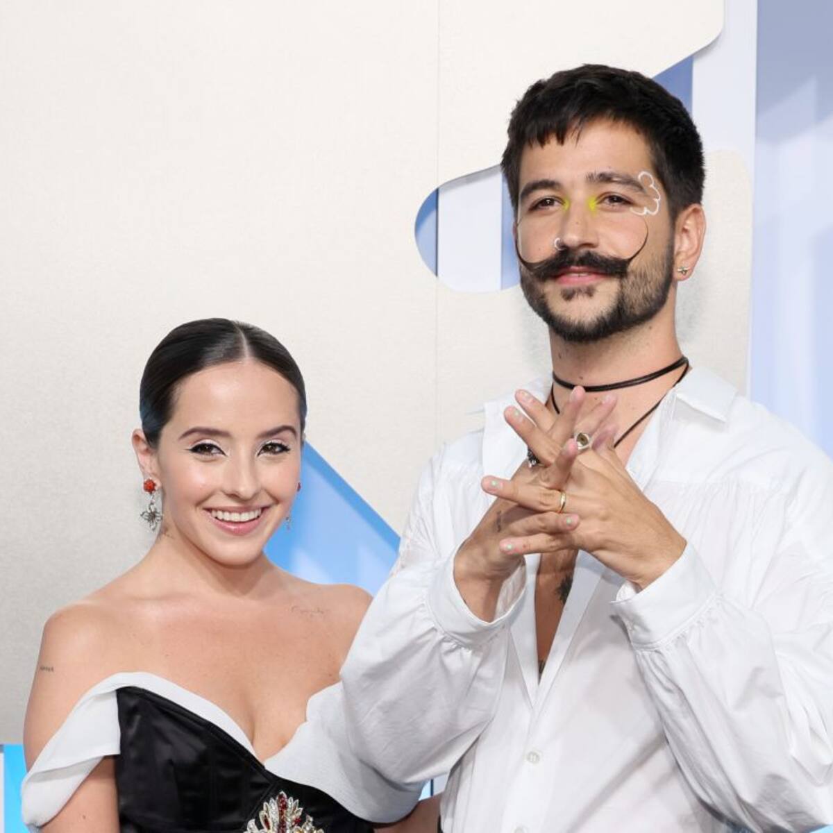 Evaluna publica una foto de Camilo en la ducha: ¡sin nada de ropa!