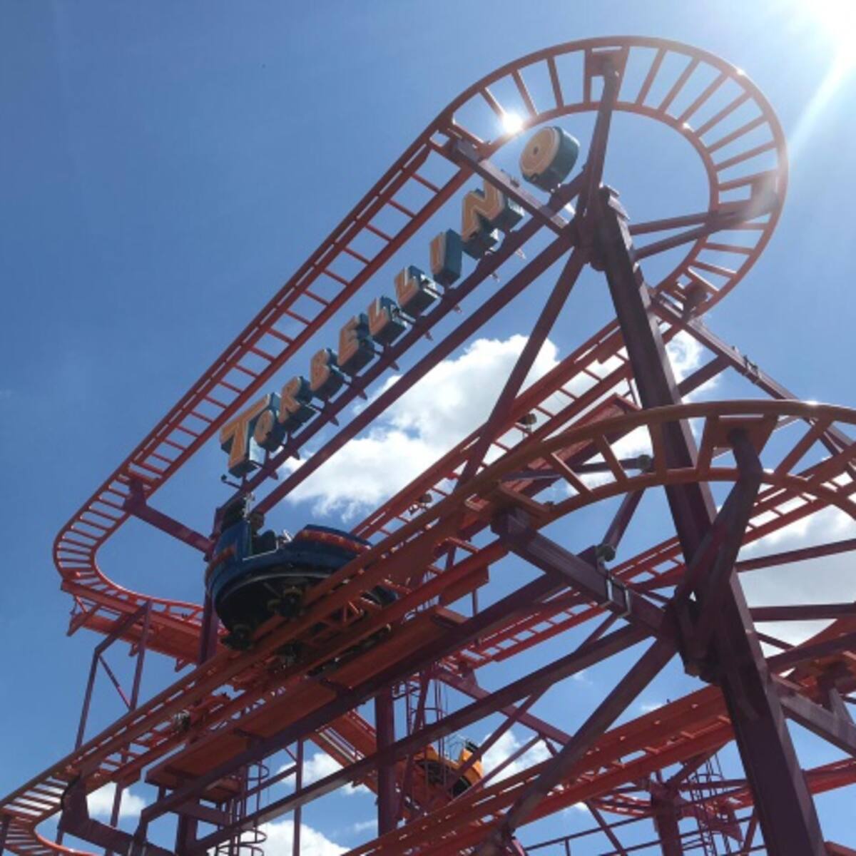 Parque Diversiones presentó “Torbellino”, su nueva atracción