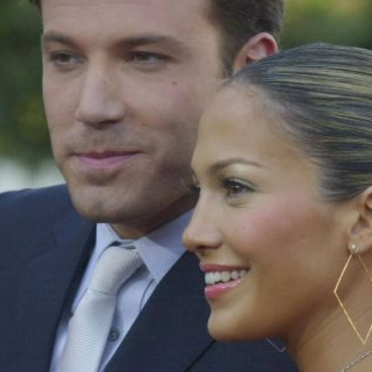 Ya no se ocultan: El apasionado beso de Jennifer López y Ben Affleck en público