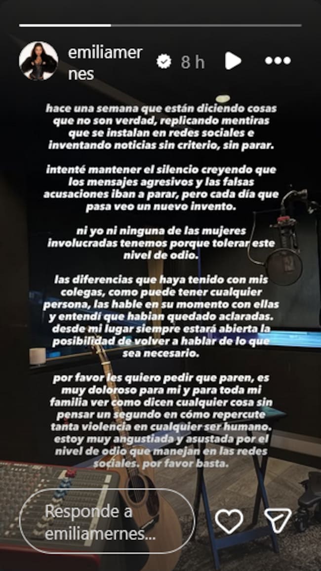 Emilia pide que cese el odio que está recibiendo en redes.