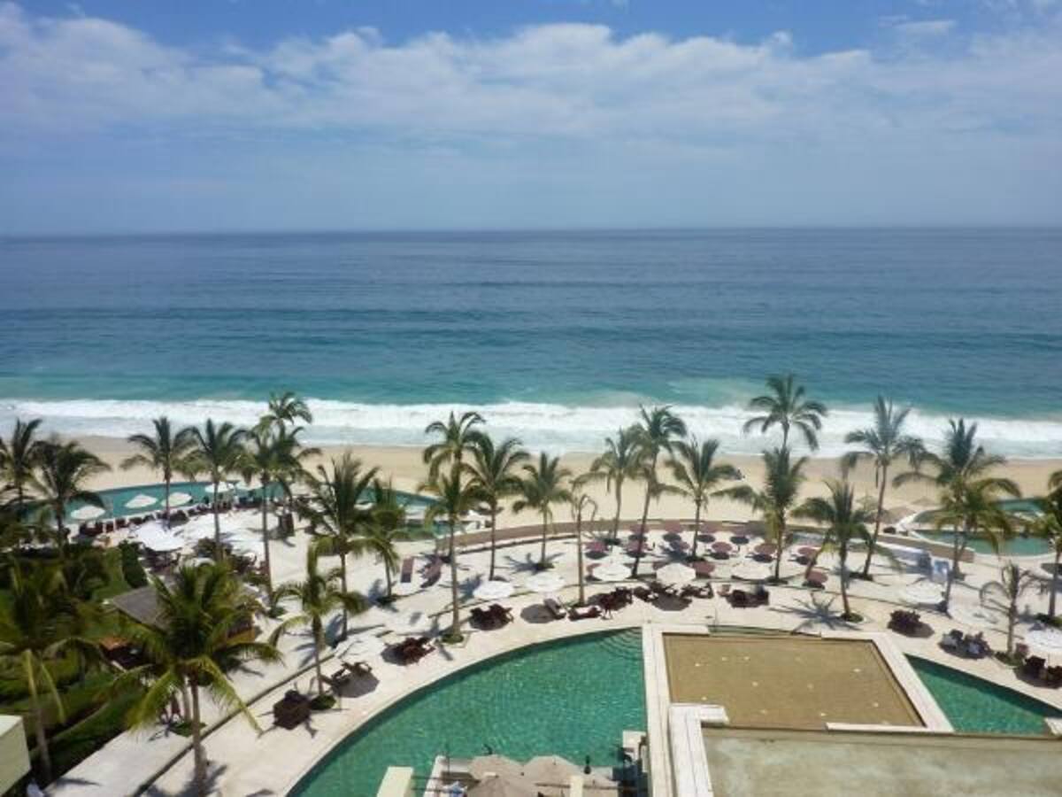 Santi en Los Cabos, México.