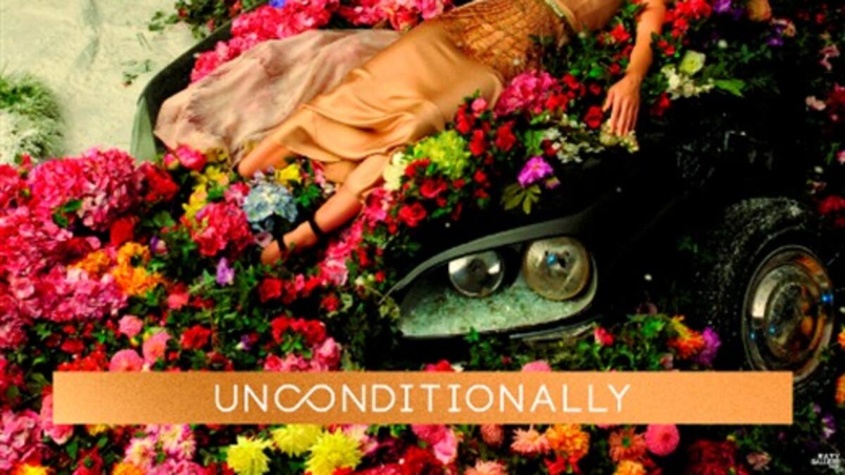 Se estrenó el adelanto de "Unconditionally"