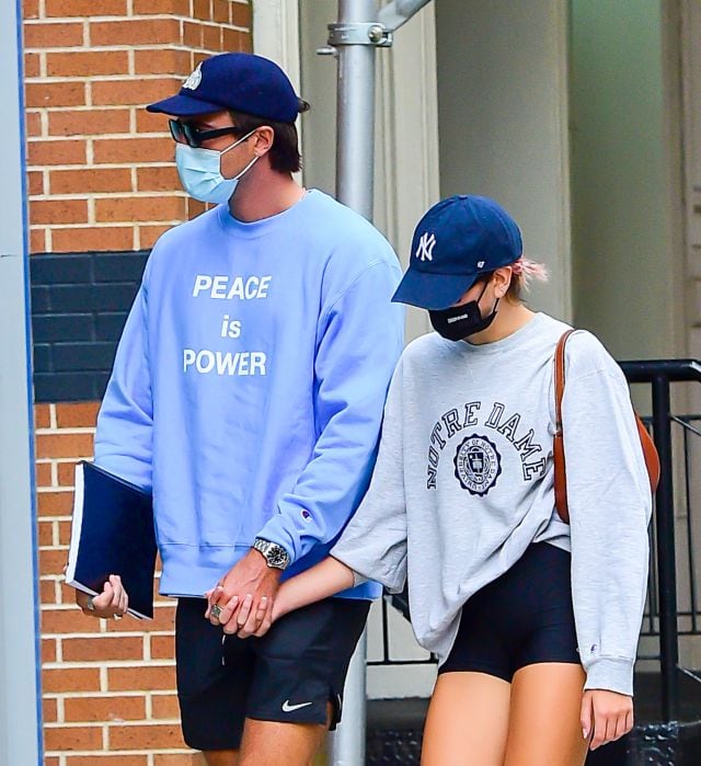 Jacob Elordi y Kaia Gerber, pasean por Nueva York.