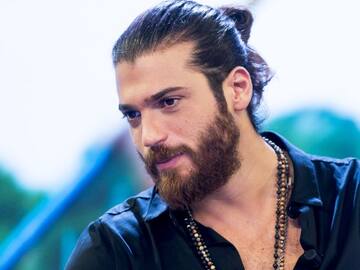 Can Yaman: “Poco a poco estoy digiriendo el éxito pero mantengo los pies firmes en la tierra, no voy presumiendo”