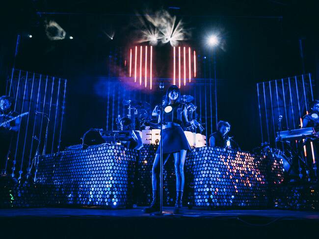 La banda francesa L´IMPÉRATRICE. Música disco y pop electrónico en Kalorama Madrid 2025.