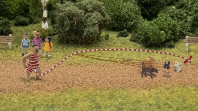 Fotograma de la serie de John Dillermand