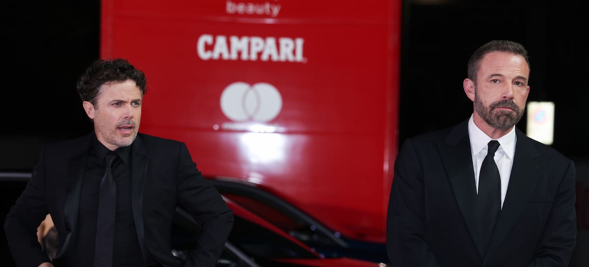 Casey Affleck y Ben Affleck, en la presentación de 'Company' en el Festival Internacional de Cine de Venecia 2026.