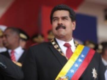 Este presidente fue premiado por Nicolás Maduro