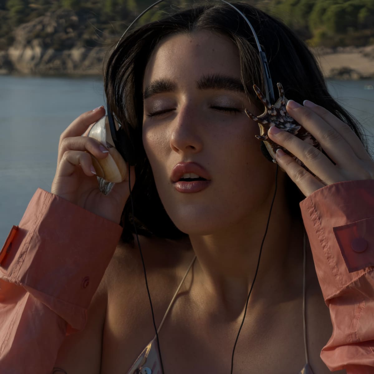 Judeline: "Siempre siento libertad a la hora de hacer música y no me freno al mezclar géneros"