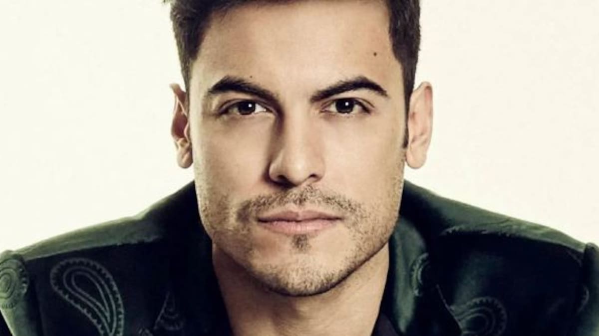 El doble de Carlos Rivera que la rompe cantando en TikTok