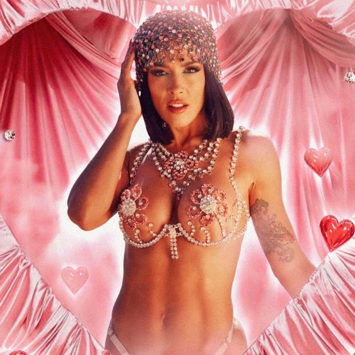 Lorena Castell nos habla de la conexión de 'Bingo para señoras' con Jennifer López, de Rosalía y de Laura Madrueño