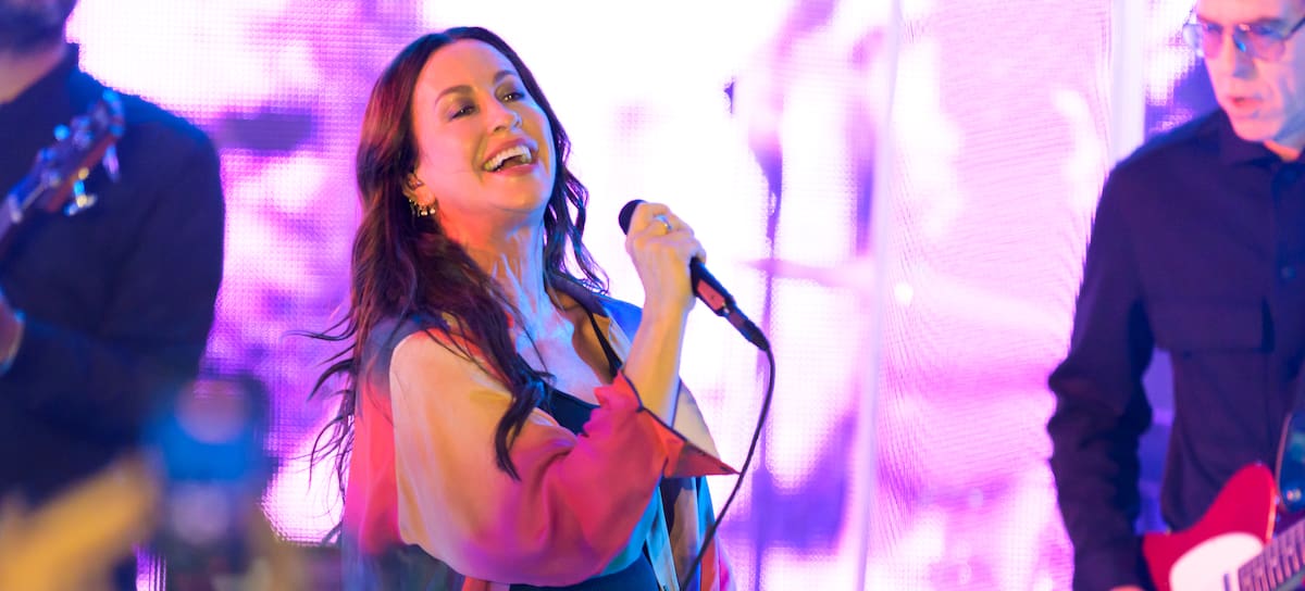 Alanis Morisset durante un concierto en Texas.
