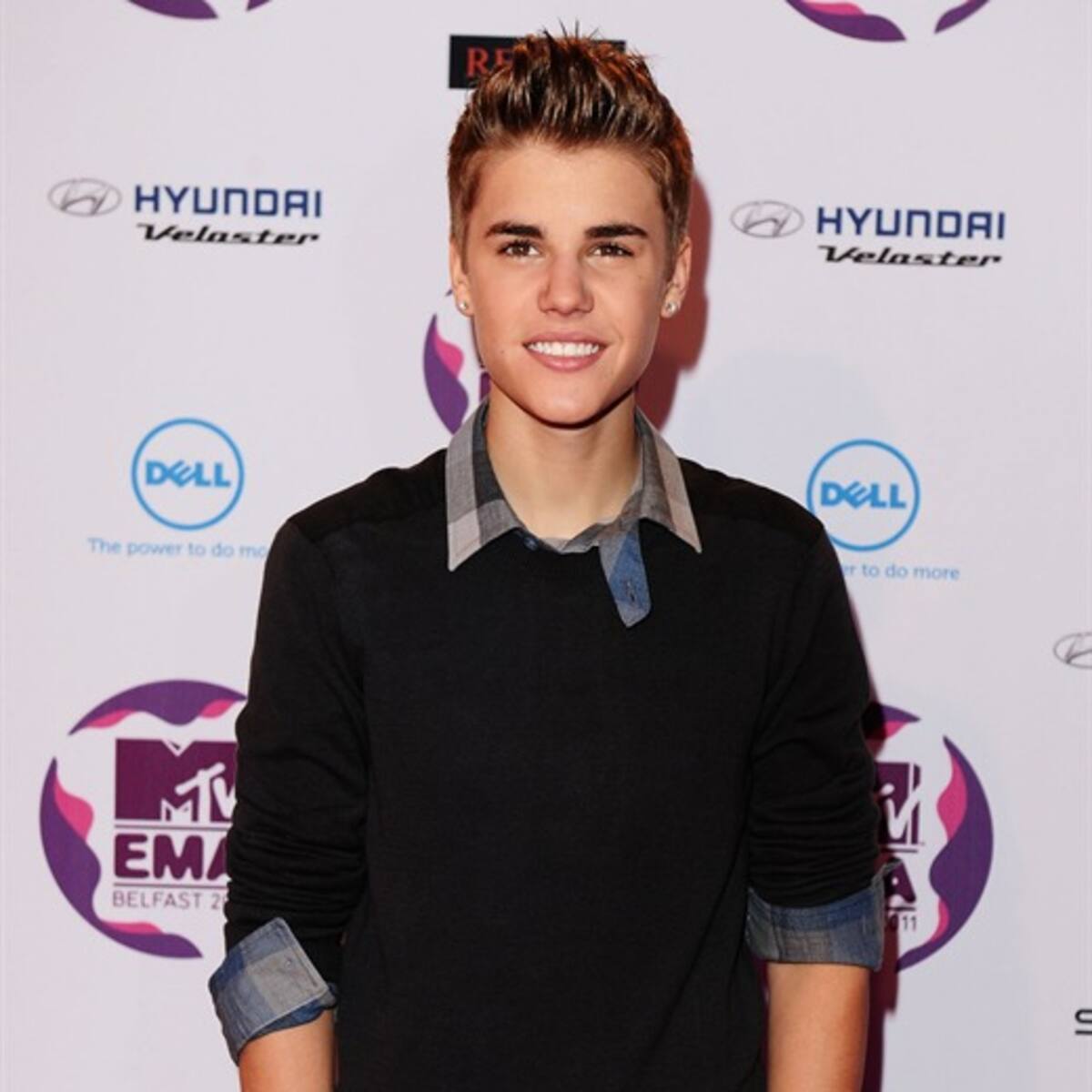 Fan de Justin Bieber vuelca su piano en pleno concierto