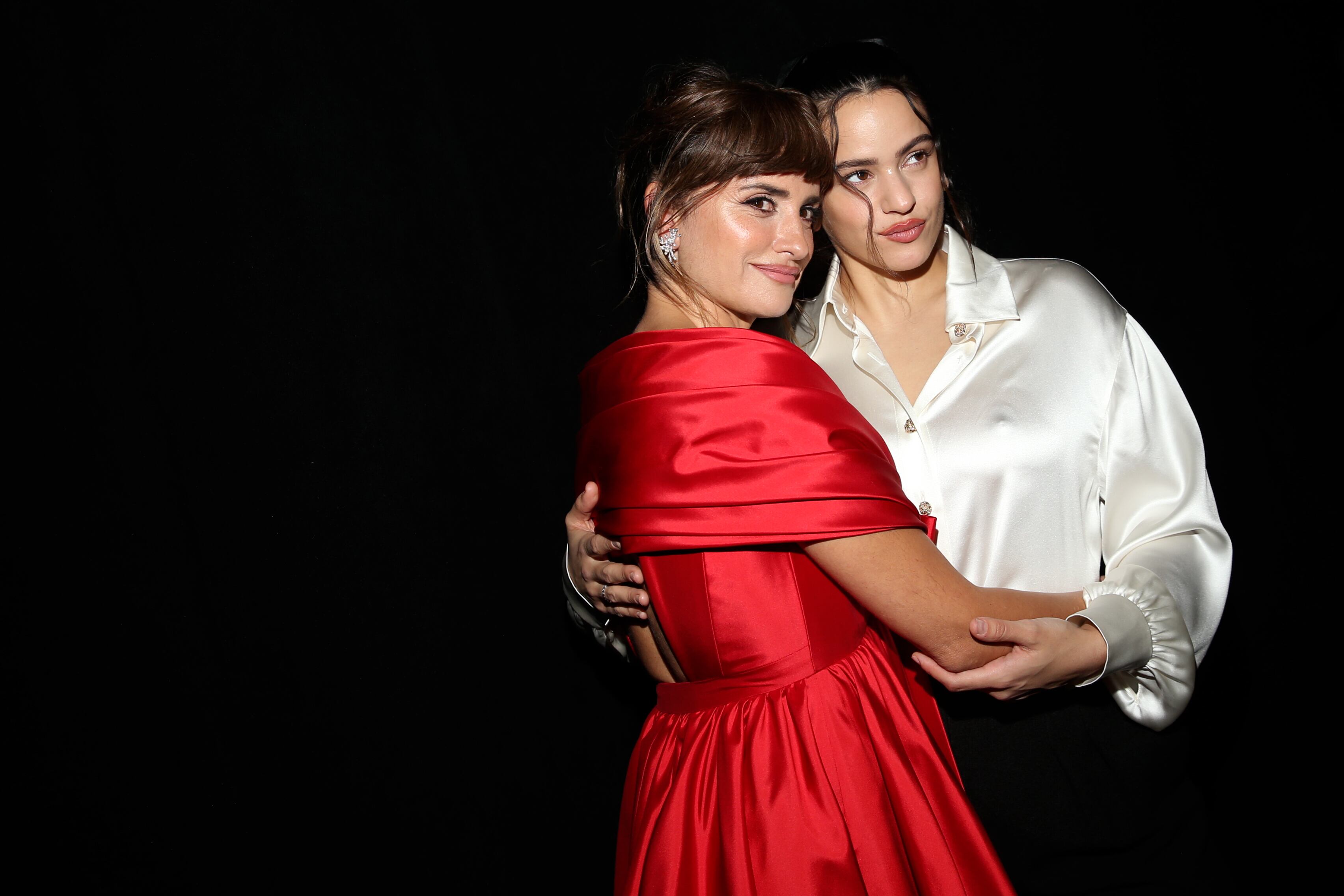 Penélope Cruz y Rosalia en 2021