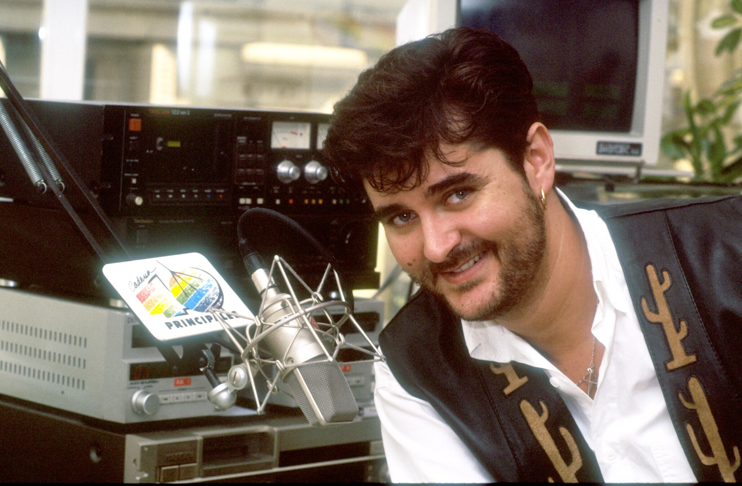 Fernandisco, locutor de LOS40 en 1989.