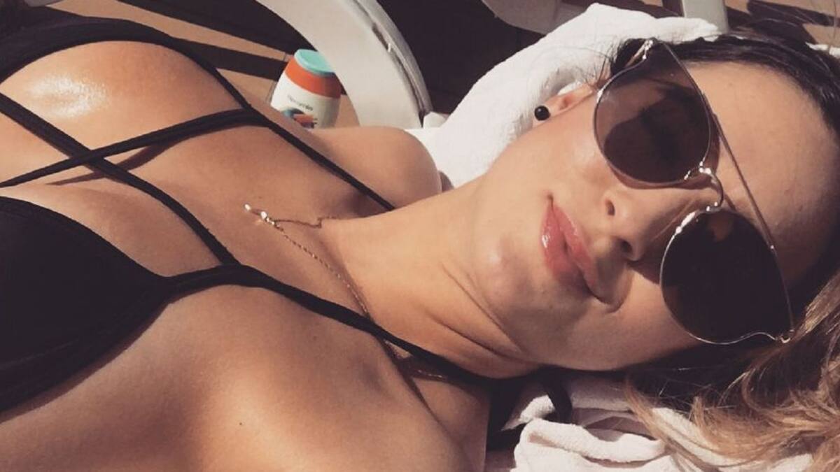 Las explosivas imágenes de la hermana de Karol G