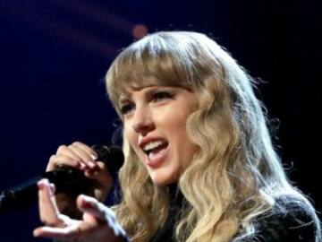 Taylor Swift es la primera artista femenina en tener 10 álbumes en la lista Billboard 200