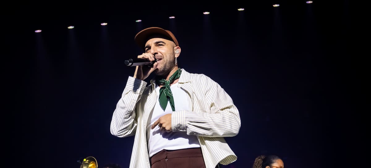 MADRID, SPAIN - DECEMBER 17: Nil Moliner performs in concert at Movistar Arena on December 17, 2025 in Madrid, Spain. (Photo by Aldara Zarraoa/Getty Images)