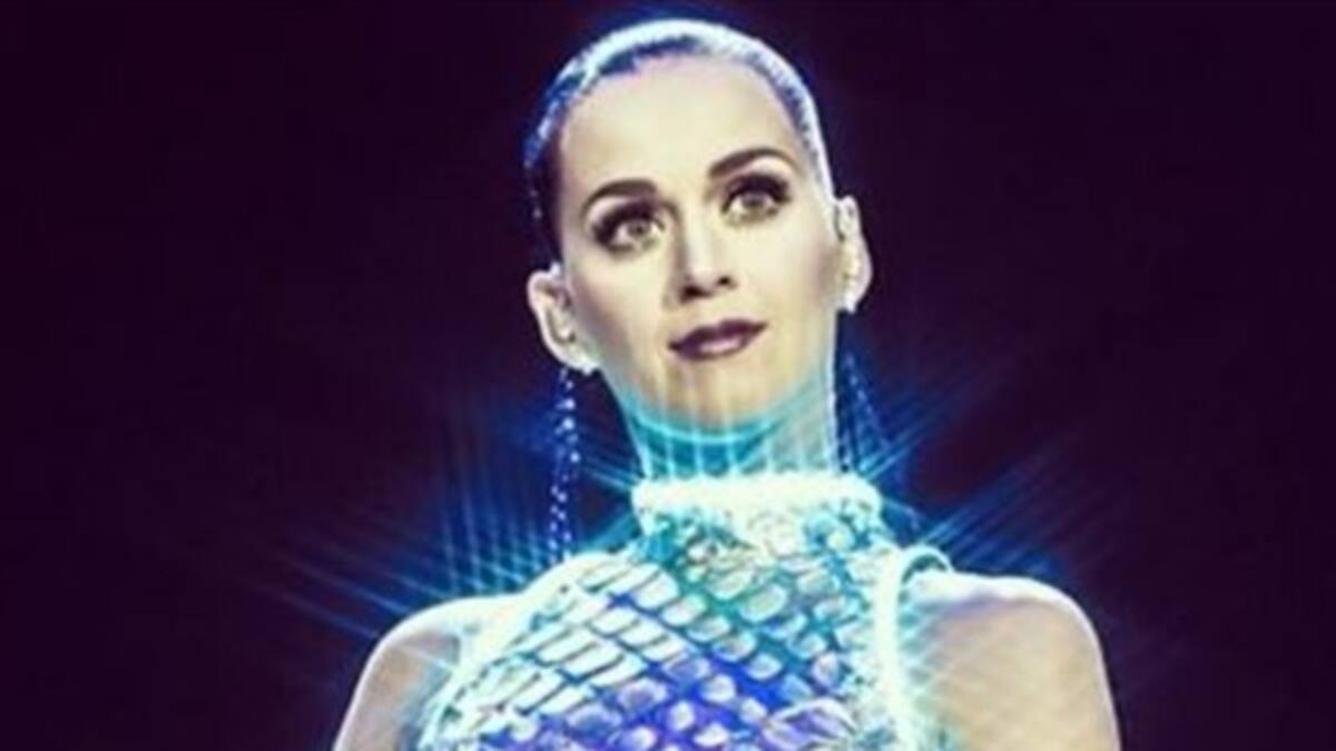 ¿Katy Perry se vistió de pizza?