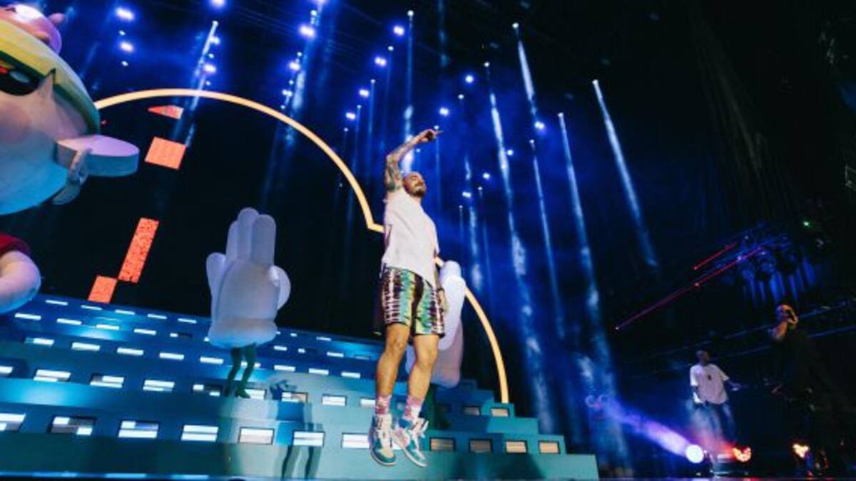 J Balvin la rompió con su show en Medellín ante más de 45.000 personas