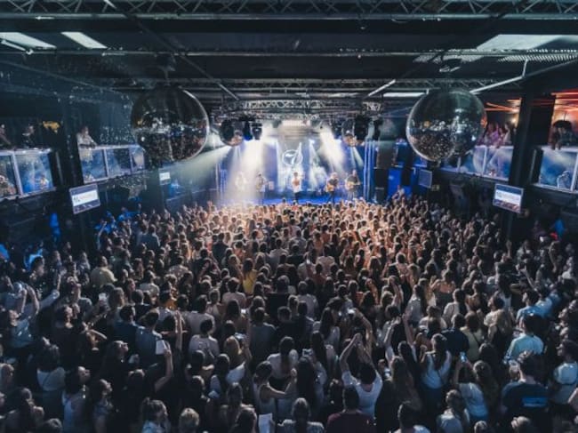 Taburete lo dio todo sobre el escenario de la sala But