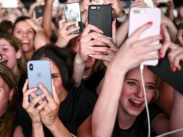 ¿De qué hablamos cuando hablamos del uso de los móviles en conciertos?