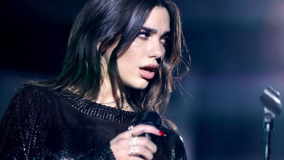 La nueva canción de Dua Lipa se llama Can they hear us?