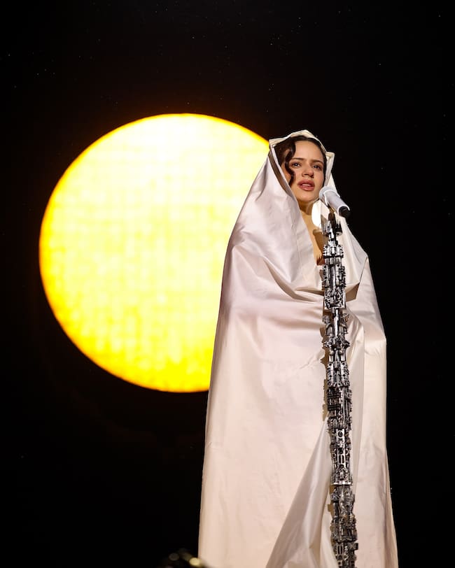 Rosalía en el LUX Tour en Barcelona el 13 de abril de 2026, en el Palau Sant Jordi. Christian Bertrand