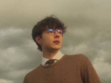 Flavio conquista Tiktok con su versión a piano de Sobran las palabras en Viena