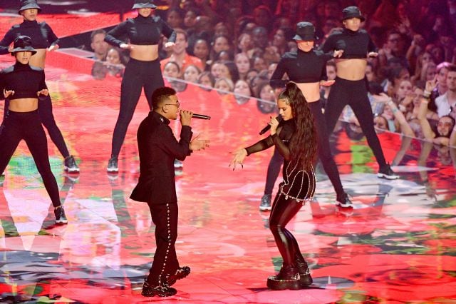 Ozuna y Rosalía durante la gala de los MTV VMAs. / Foto: Mike Coppola/Getty Images for MTV.