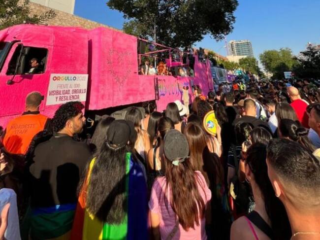 La carroza de LOS40 con Karol G en MADO 2022