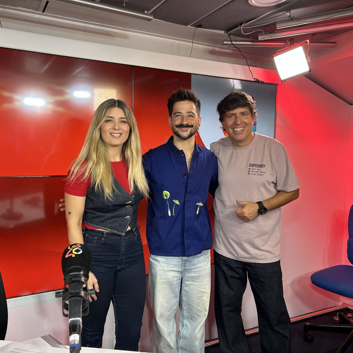 Camilo desvela en 'Anda Ya!' su única colaboración del nuevo disco y confirma gira por España: "Es muy fuerte lo que estamos armando"