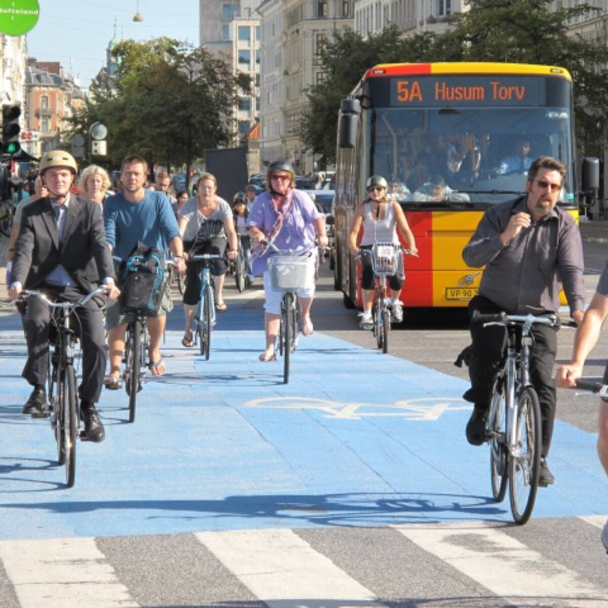 Esta ciudad te regala cerveza y helado si andas en bicicleta en vez de carro