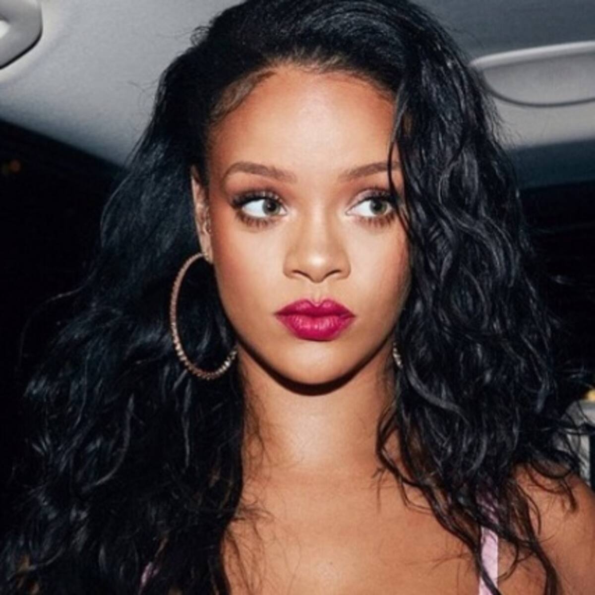 Te contamos el motivo por el que Rihanna demandó a su papá