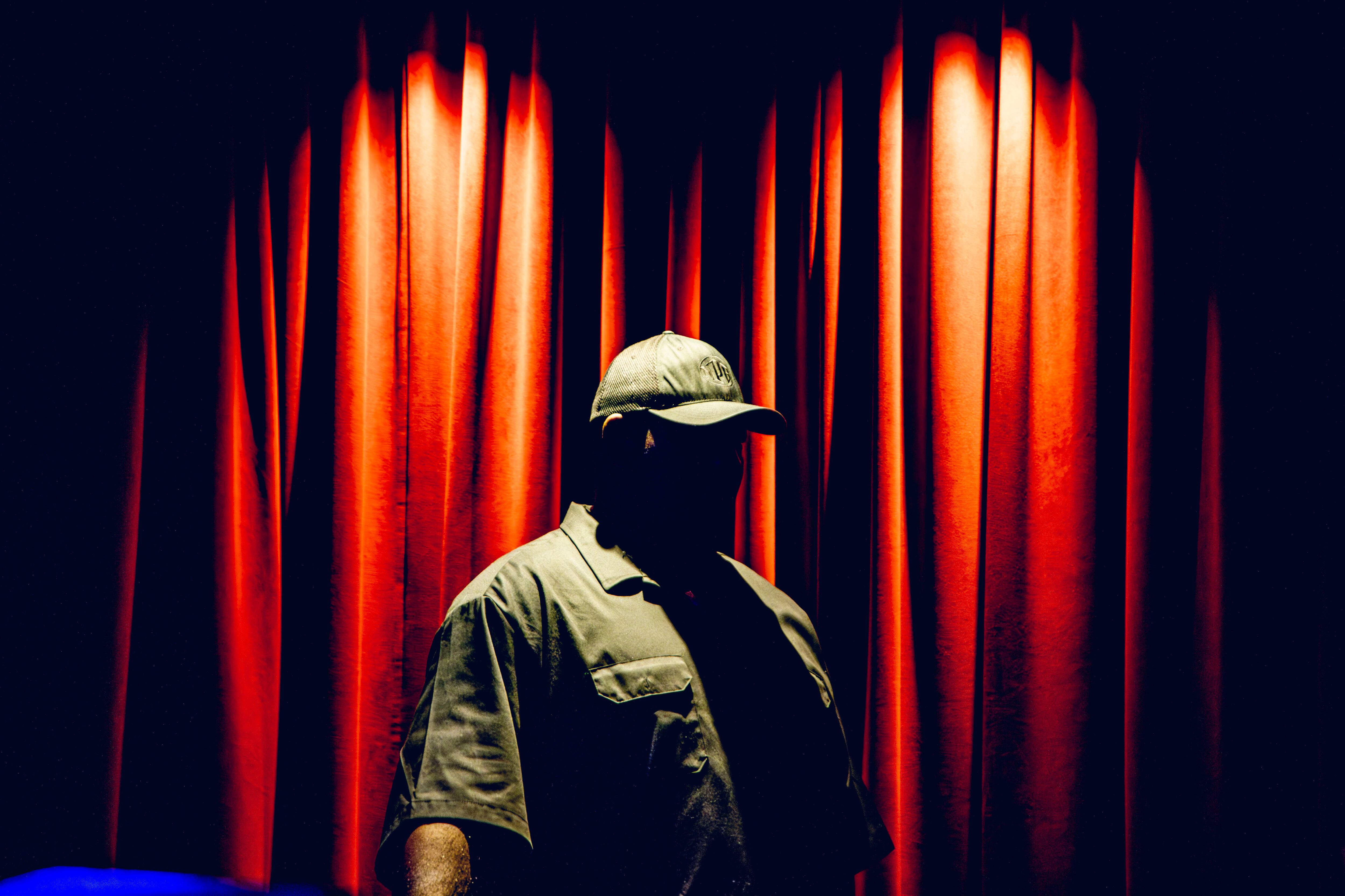 Teddy Swims ofreció un breve pero espectacular directo en la sala El Molino de Barcelona para poner la guinda a una semana de música en la que la ciudad condal ha vibrado al ritmo de los mejores artistas del momento.