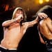 La historia de Guns N’Roses y la amenaza de Axl Rose a un policía: “O me quitas la multa o no canto”