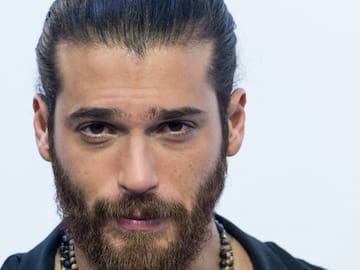 UNA VECINA DE CÁDIZ PINTA EN LA FACHADA DE SU CASA UN MURAL DE CAN YAMAN