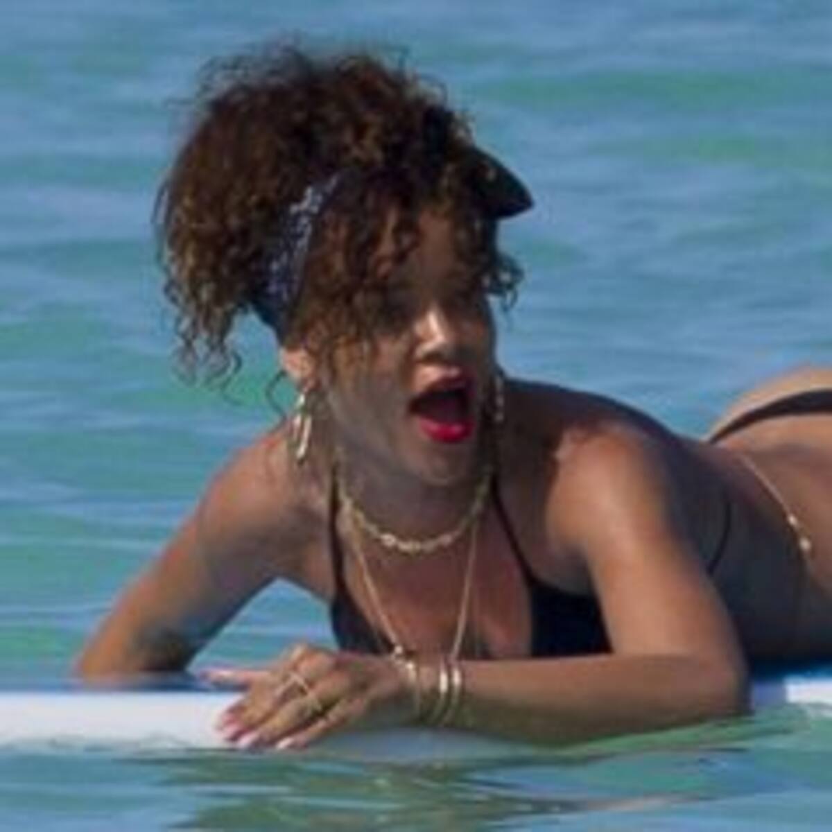Rihanna, un día de pileta y un Snapchat que se volvió viral
