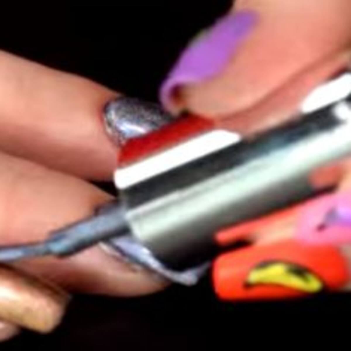 Después del desafió de las 100 capas de maquijalle... las 100 capas de esmalte!
