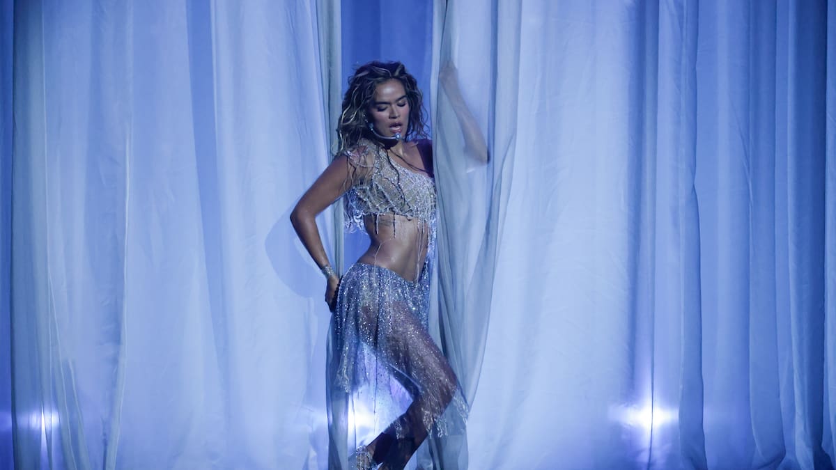 Karol G triunfa en los AMA's 2026 y se lleva el Premio a la Excelencia Artística que no se entregaba desde 2009