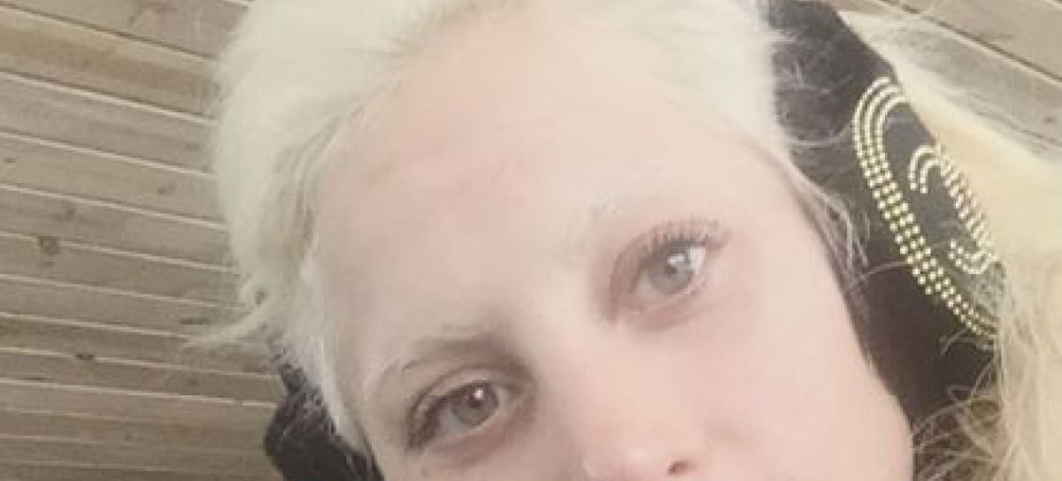 Esperemos que no pase de este año porque ya se alarga el compromiso de Lady Gaga.