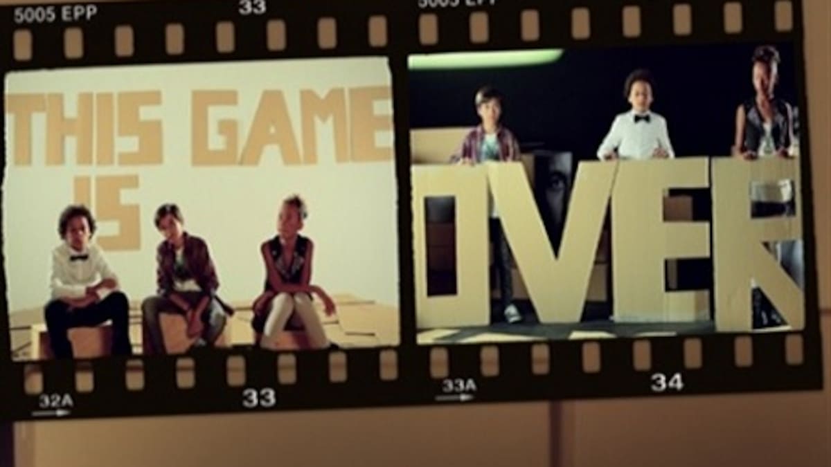 Estreno mundial del video de "This game is Over"