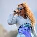 ‘Fiesta’ recibe críticas por la emisión de unas imágenes sensibles para Paulina Rubio