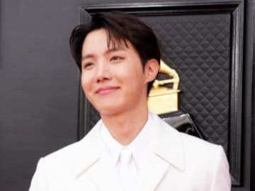J-Hope de BTS opina sobre el nuevo mini álbum de TXT