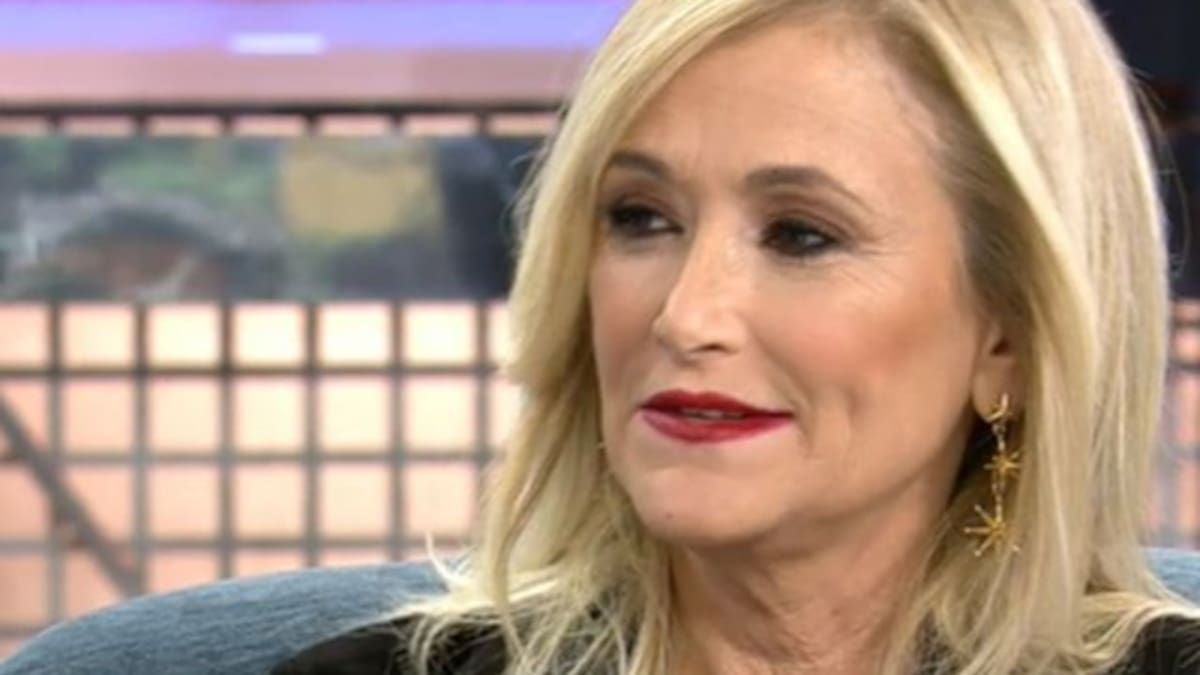 El precontrato que firmó Cristina Cifuentes con ‘Supervivientes’: sueldazo y programa propio