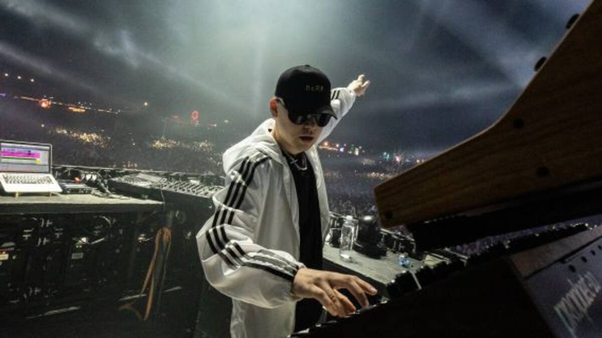 Bizarrap anuncio su “BZRP LIVE TOUR” en Argentina